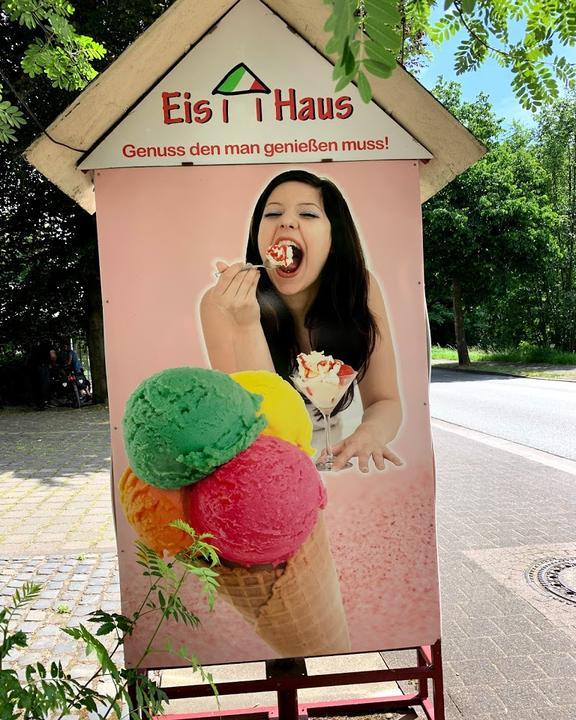 Das EIS-Haus & Café Luis